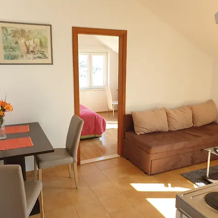 Lira Apartment Mlini