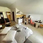里拉公寓 公寓