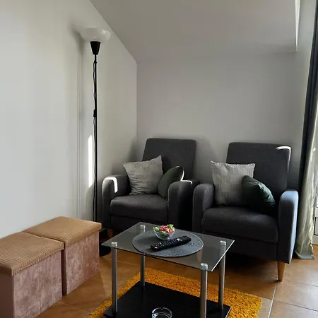 Apartament Lira *