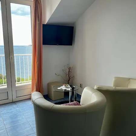Lira Apartament *