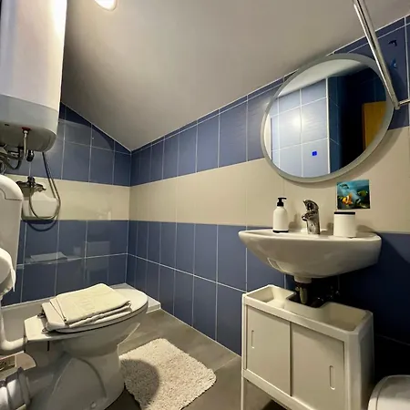 Apartament Lira *