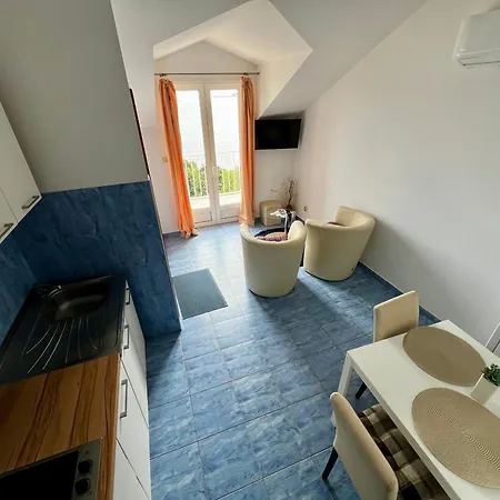 Lira Apartmán Mlini