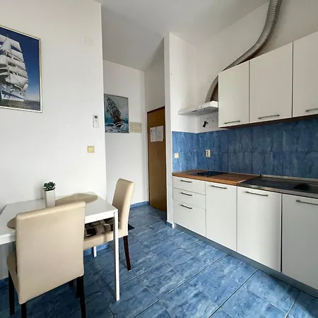 Apartament Lira Mlini