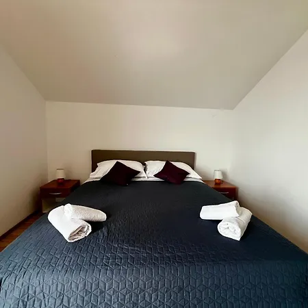 Lira Apartament