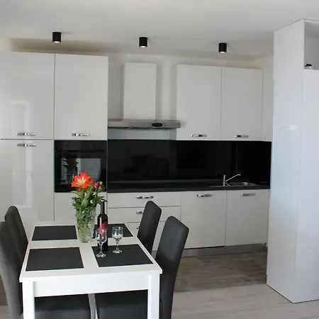 Apartament Lira *